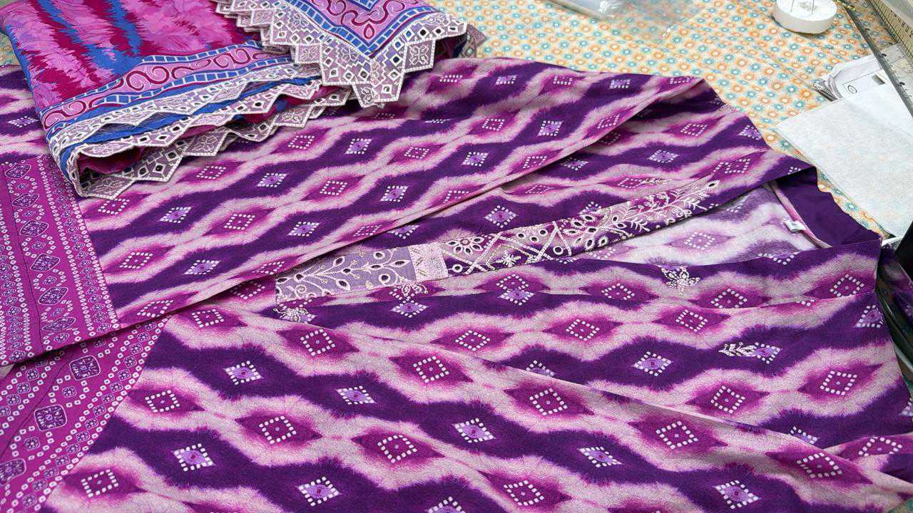 Pakistan lawn long Suit - PKMYS260 301082L