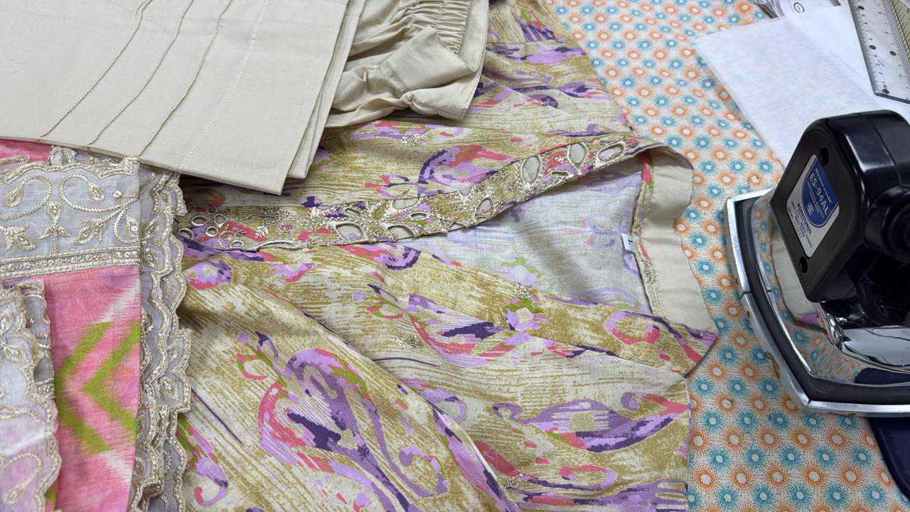 Pakistan lawn long Suit - PKMYS260 301091L