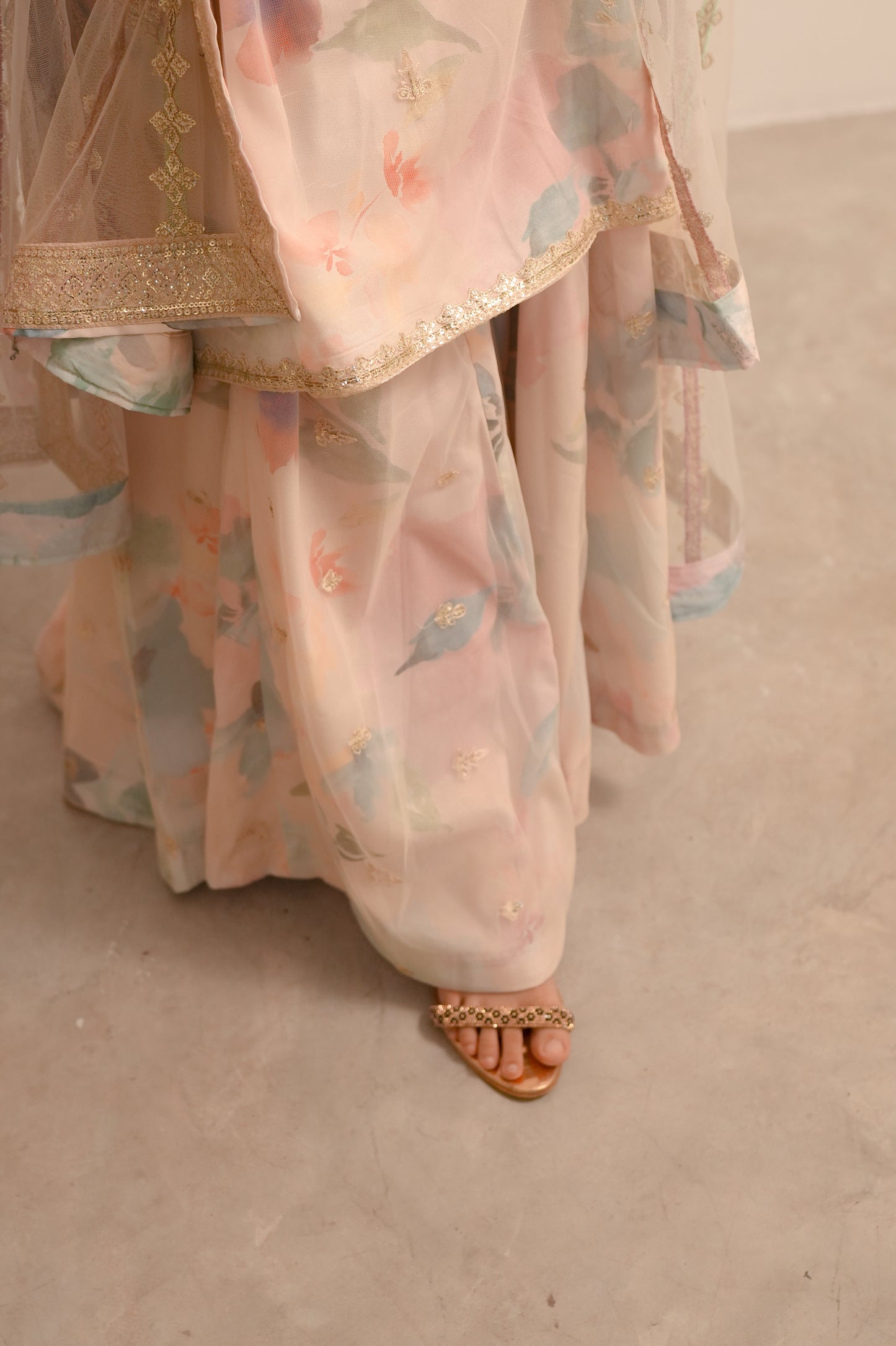 EMBROIDERED SUIT
