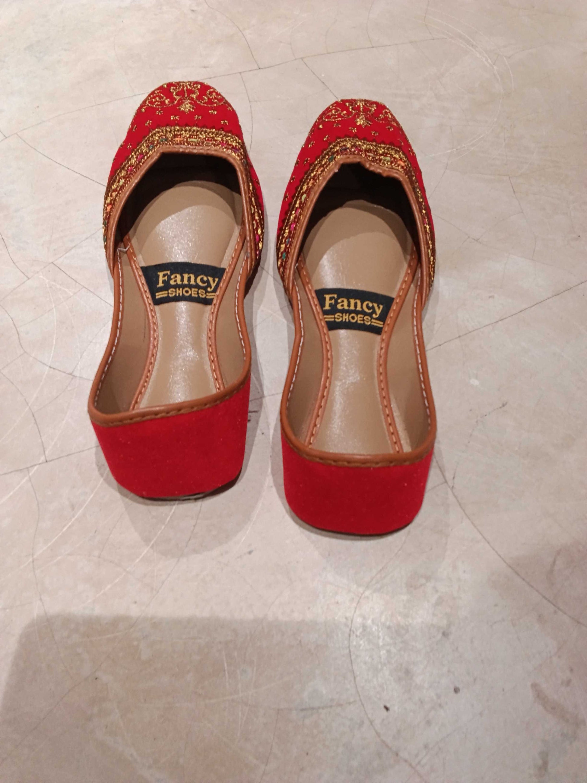 Pak Juti red 10